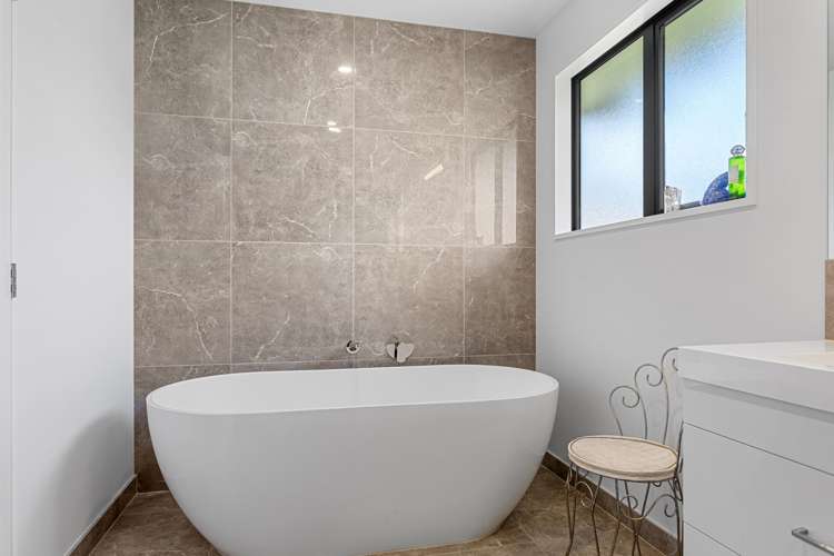 49 Webbs Road Amberley_13