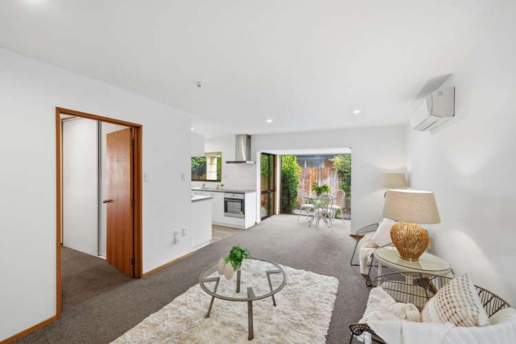 6/4 Broadbent Street Riccarton_4