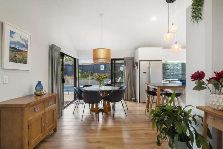 83B William Bayes Place Red Beach_12