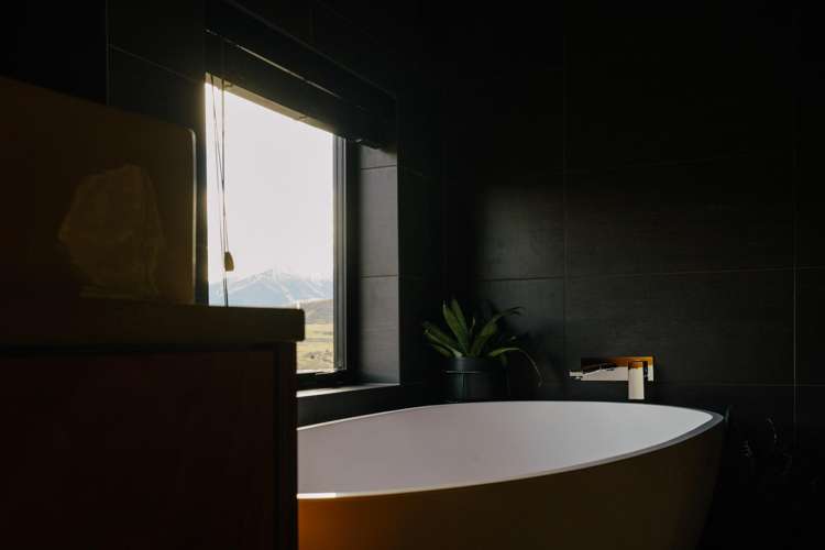 14 Caithness Court Jacks Point_17