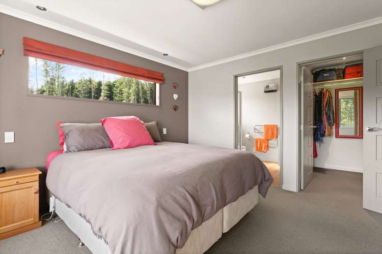 232 Gladstone Road North Mosgiel_12