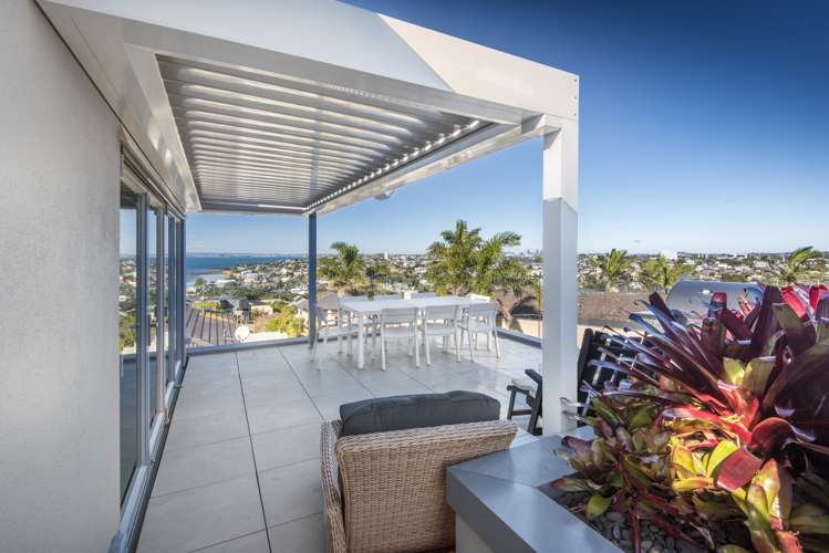 62 Seaview Road Castor Bay_22