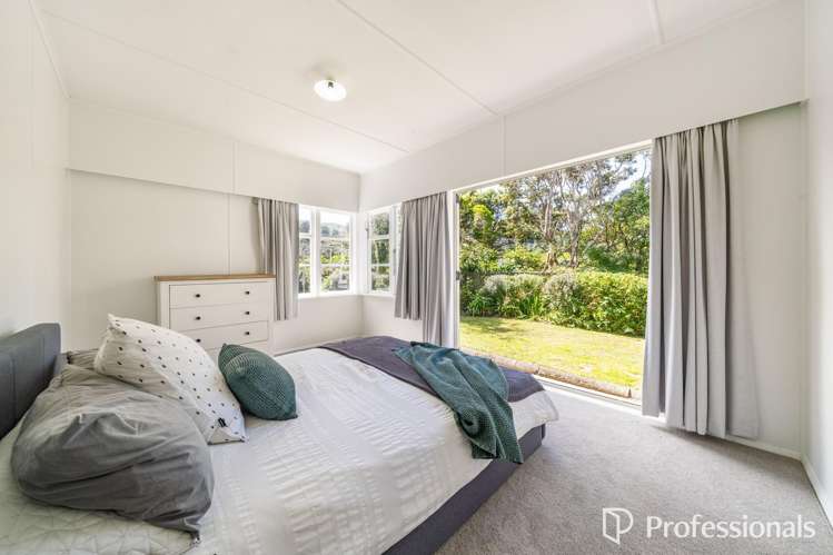 6 Te Whiti Grove Korokoro_12