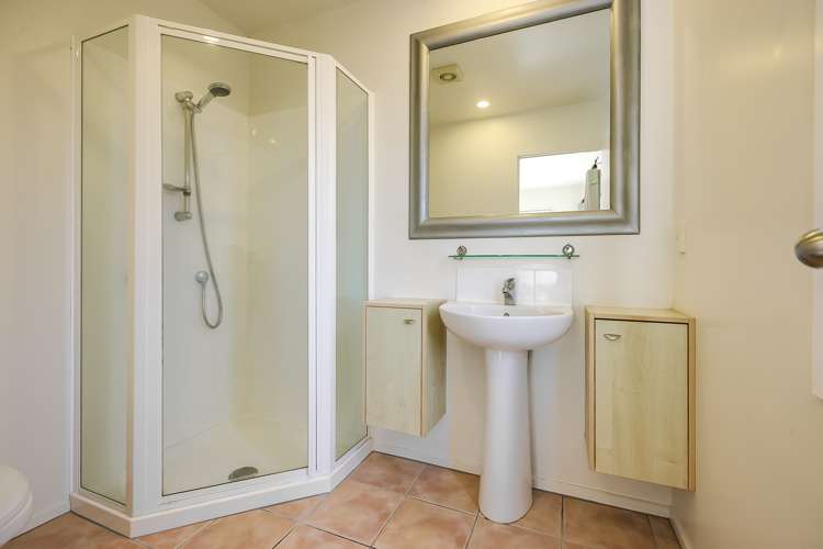 19/69 Target Road Totara Vale_18