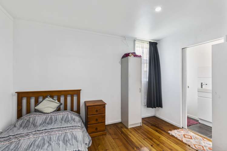 10a Carnac Place Mangere East_12