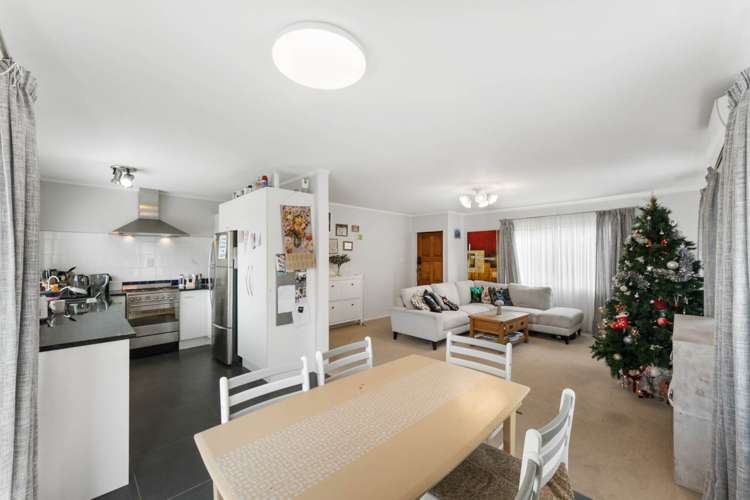 65 Hassan Drive Massey_3