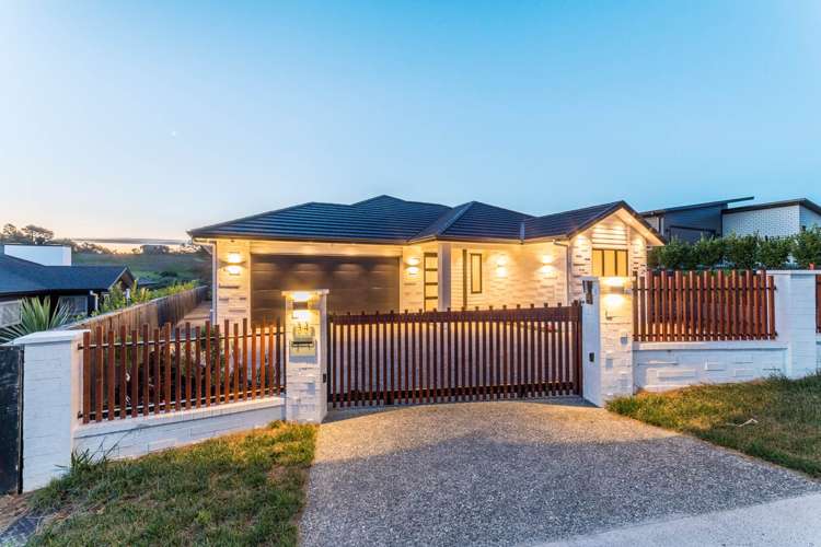 34 Boocock Crescent Orewa_0