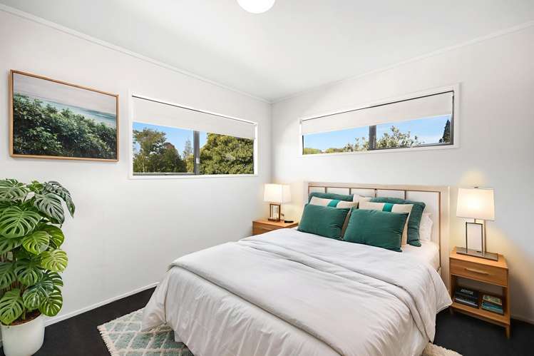 83 Gilbass Avenue Hamilton Lake_10