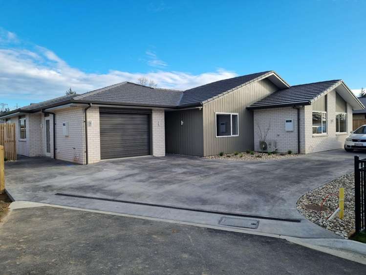 19A Silverwood Lane_0