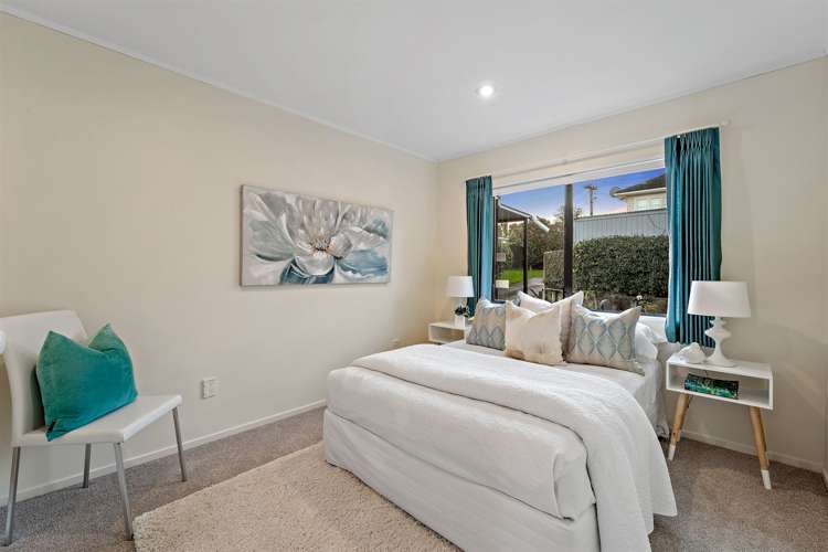 2/30 Selwyn Crescent Forrest Hill_8