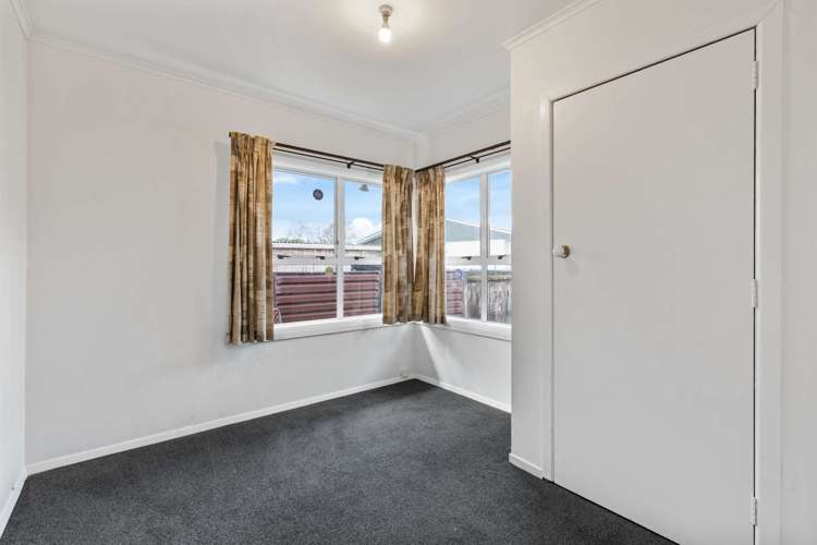 8 Rollerson Street Papakura_6