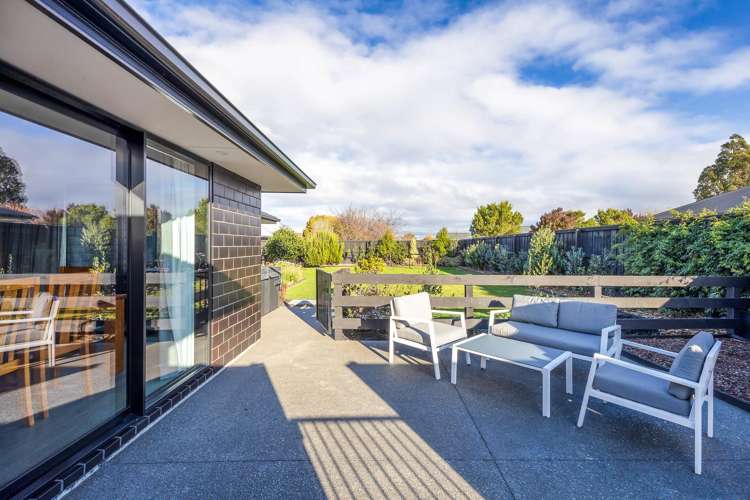 5 Earl Way Amberley_14