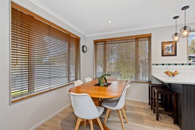 36a Clivedon Place Redwood_2