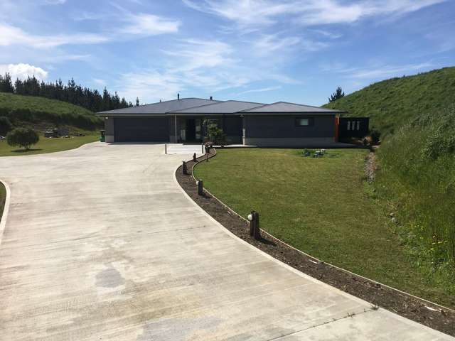 120 Anlaby Road Nikau Valley_2