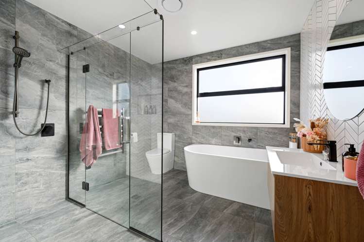 22 Maanihi Drive Rototuna North_22