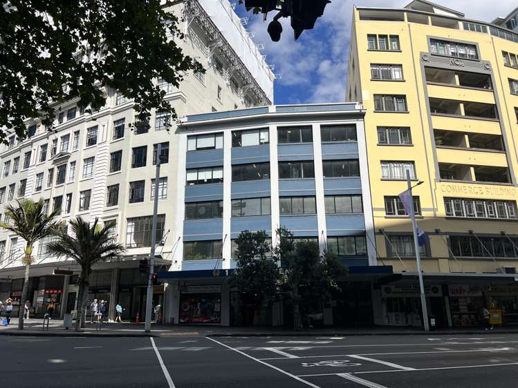 1-5 Anzac Avenue_0