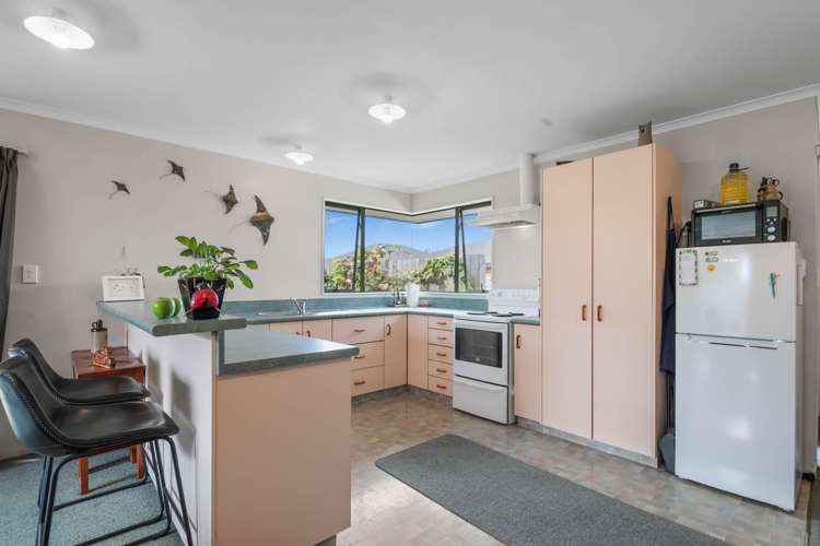 2/75 Mclauchlan Street_5