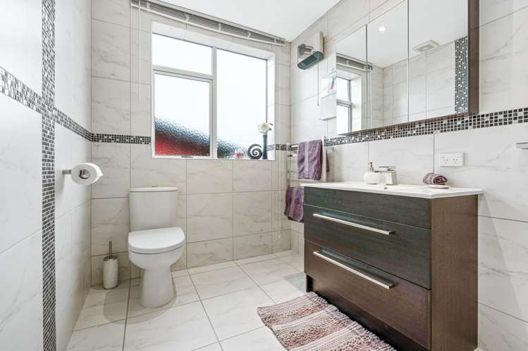 35 Scobie Road Waverley_18