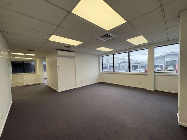 297 Neilson Street Penrose_4