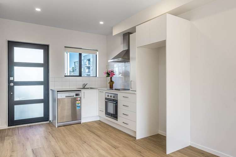 13 Eileen Newey Place Henderson_19