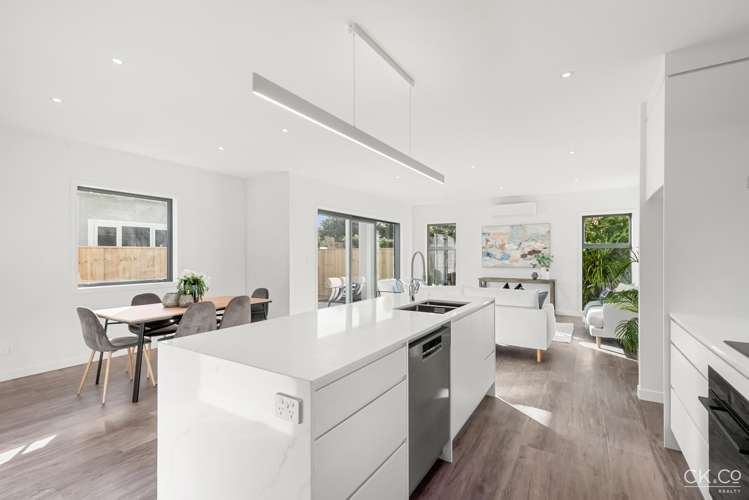 11 B Puriri Street Woburn_9