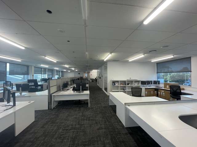 37-41 Carbine Road Mt Wellington_1