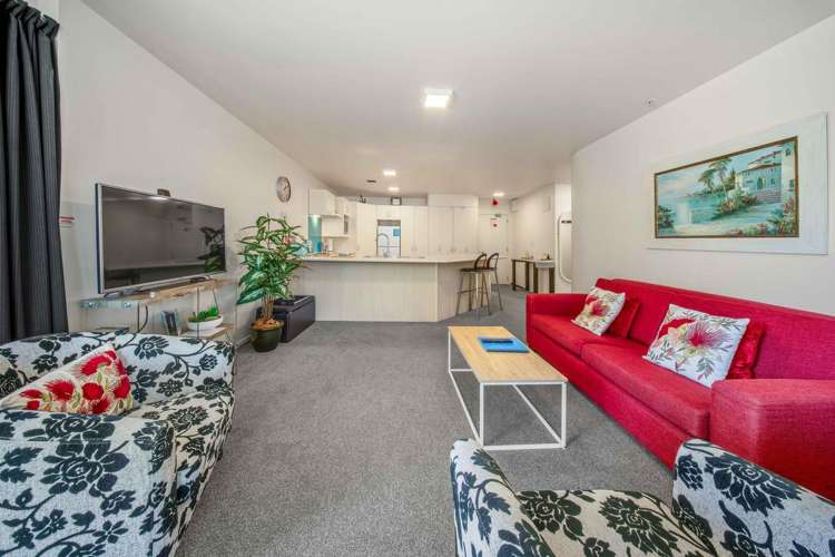 46/3 Maunganui Road_5