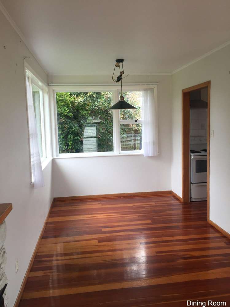 18 Clinton Avenue Te Atatu Peninsula_3