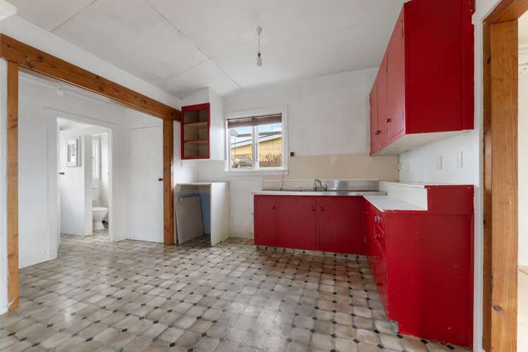 9 Princes Street Waikari_10