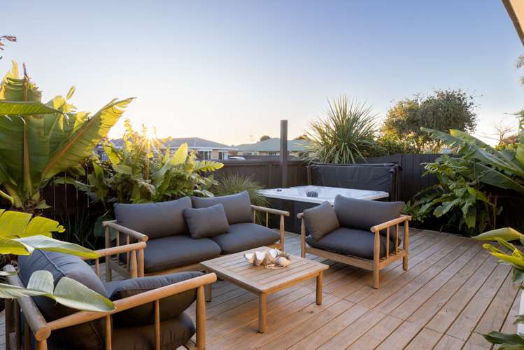 46 Ocean Crest Papamoa_10