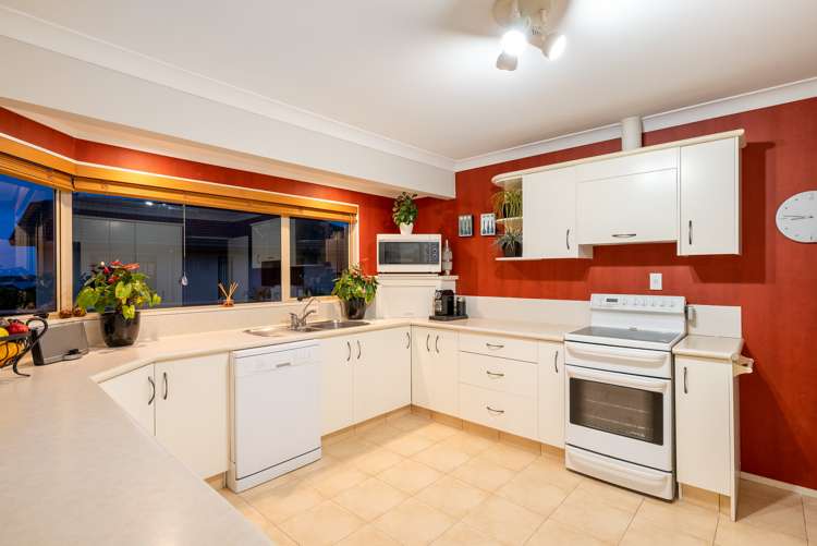 4 Village Way Welcome Bay_4