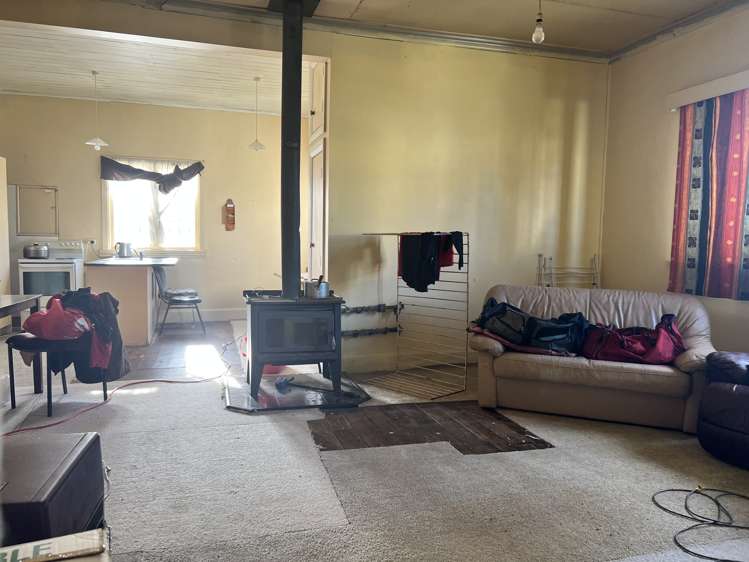 289 High Street Dannevirke_4