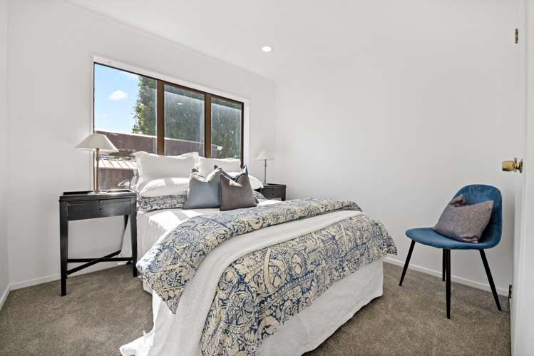 4 De Quincey Terrace Highland Park_13