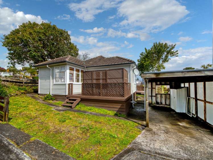 1/132 Edmonton Road Te Atatu South_1