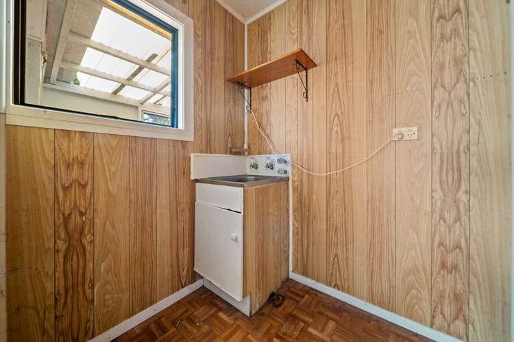 41 Solar Road Glen Eden_13