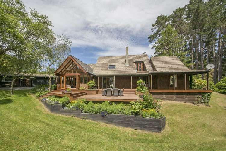 1073 Peak Road Helensville_1