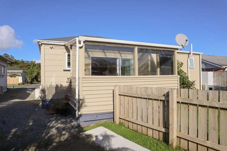 22 Palmerston Street Greymouth_27