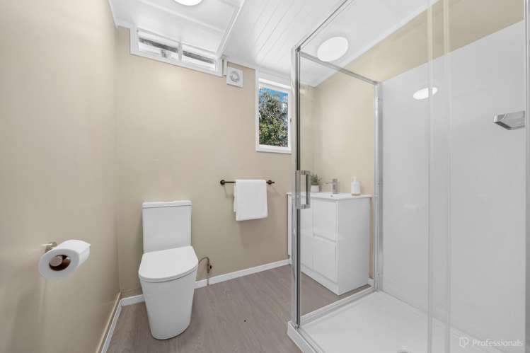 21 Gray Avenue Mangere East_17