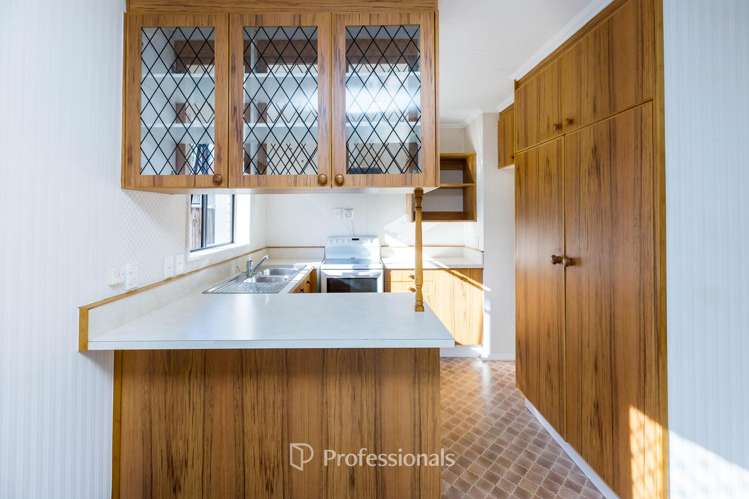 3/28 Logan Street_5