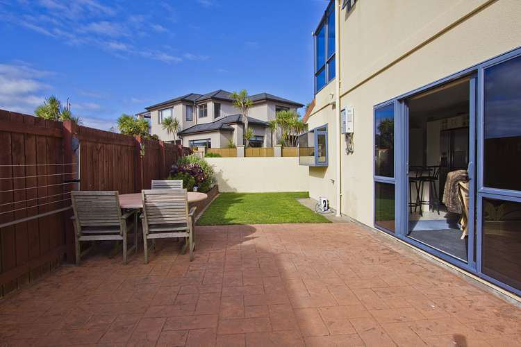 52 Downing Street Crofton Downs_22