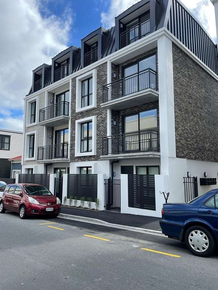 2E/11 Newtown Avenue_0