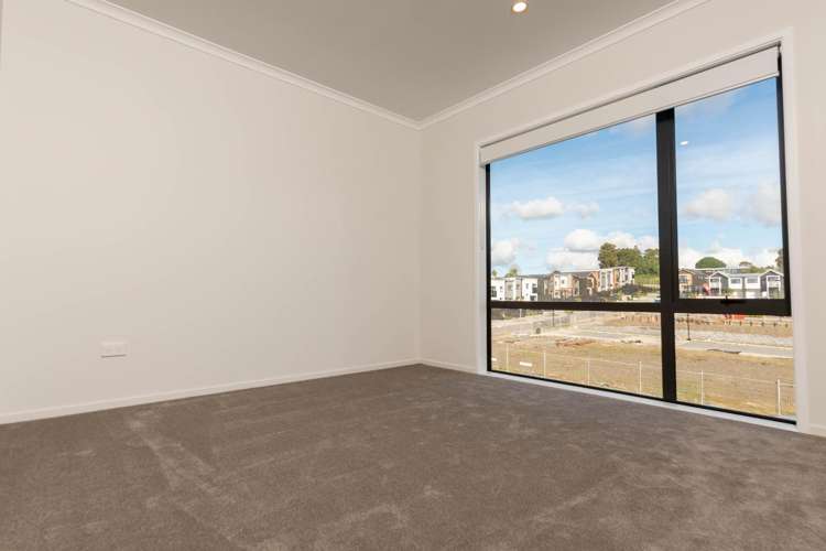 12 Kapia Road 11410_5