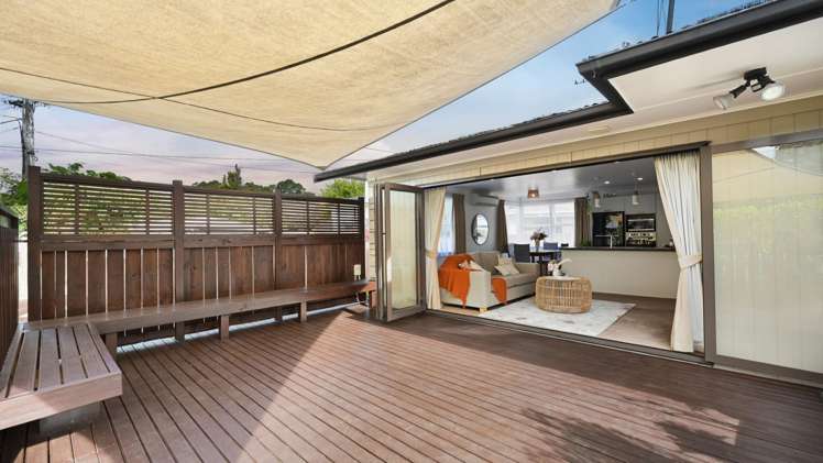 27 Manapouri Place Glenview_7