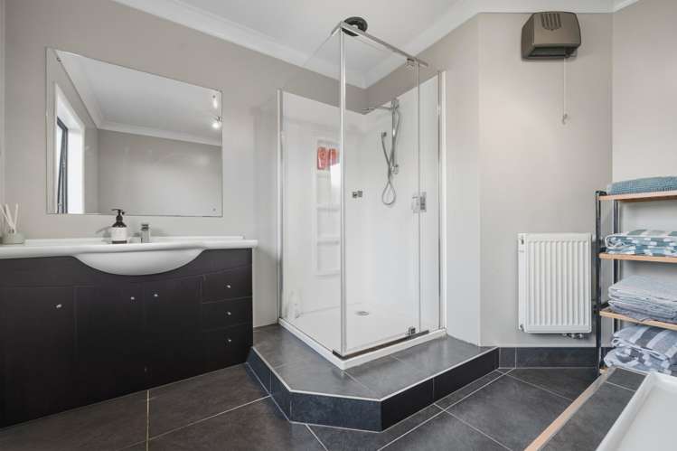 4 Orkney Street Waikiwi_30