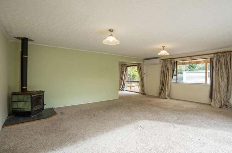 102 Taupahi Road 11211_5