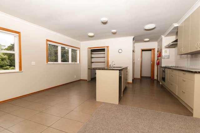 8 Swanson Road Henderson_2