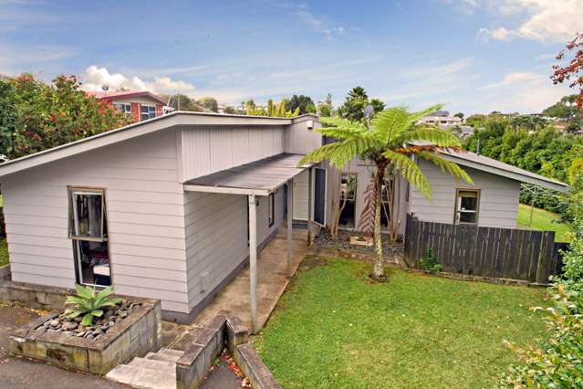 47 Beechdale Crescent Pakuranga Heights_1