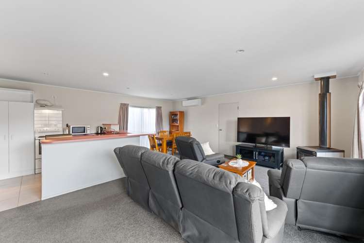 2/9 Puia Street Tauhara_3