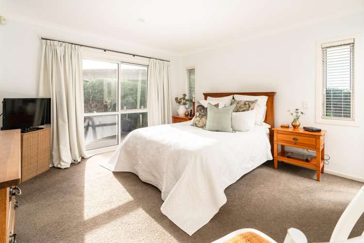 2 Patterson Lane Raumati Beach_22