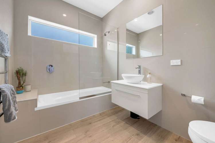 13 Rewa Road Maraetai_15